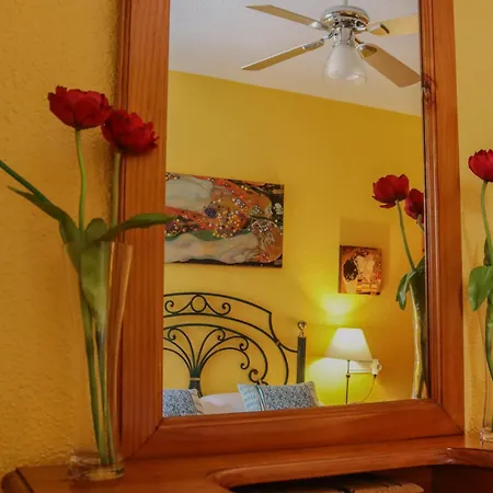 Cozy & Charming *